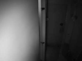 voyeurcam-casa-salsa-shower-1 camsoda
