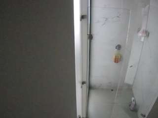 voyeurcam-casa-salsa-shower-1