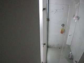 voyeurcam-casa-salsa-shower-1 camsoda