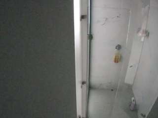 voyeurcam-casa-salsa-shower-1
