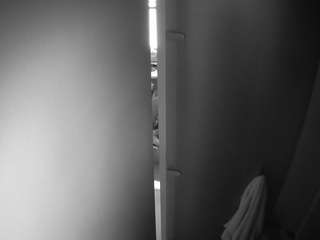 voyeurcam-casa-salsa-shower-1 voyeurcam-casa-salsa-shower-1