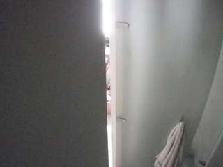 voyeurcam-casa-salsa-shower-1