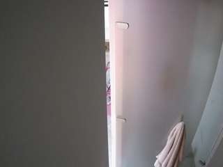 voyeurcam-casa-salsa-shower-1
