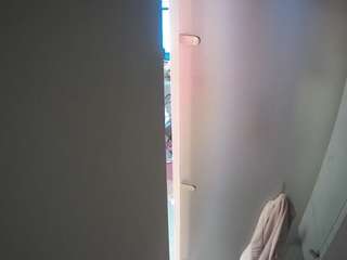 voyeurcam-casa-salsa-shower-1