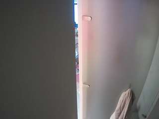 voyeurcam-casa-salsa-shower-1