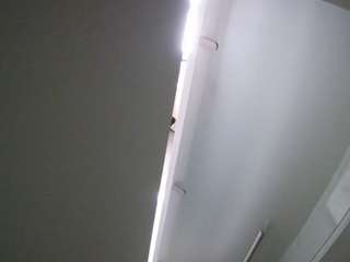 voyeurcam-casa-salsa-shower-1