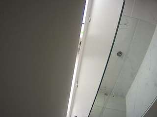 voyeurcam-casa-salsa-shower-1
