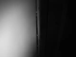 voyeurcam casa salsa shower 1's Live Sex Cam Show