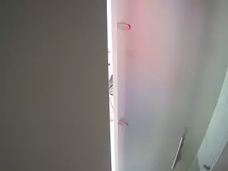 voyeurcam casa salsa shower 1's Live Sex Cam Show