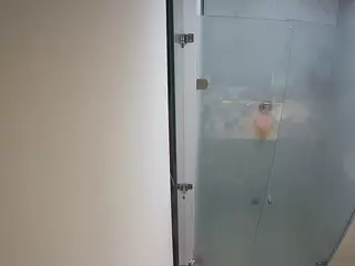 voyeurcam casa salsa shower 1's Live Sex Cam Show