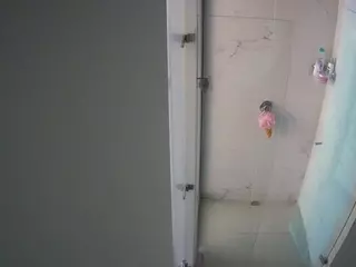 voyeurcam casa salsa shower 1's Live Sex Cam Show