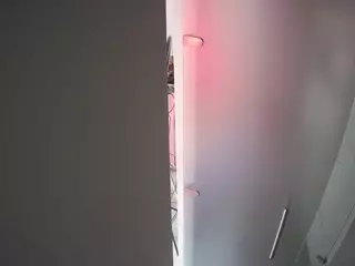 voyeurcam casa salsa shower 1's Live Sex Cam Show