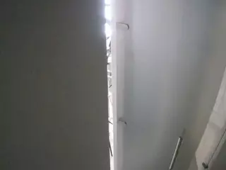 voyeurcam casa salsa shower 1's Live Sex Cam Show