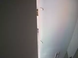 voyeurcam casa salsa shower 1's Live Sex Cam Show