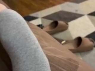 yellowtail80 Live Webcam on CamSoda