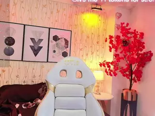 IssaReel's Live Sex Cam Show