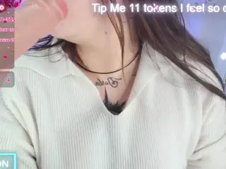 IssaReel's Live Sex Cam Show