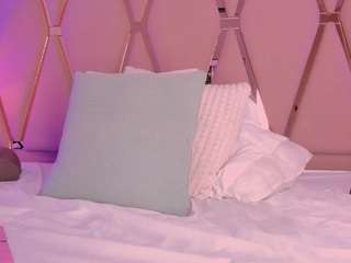 mady-jamess1's live room