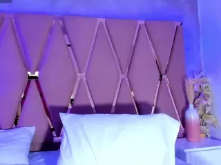 Mady James's Live Sex Cam Show