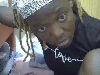 Shanlove's Live Sex Cam Show