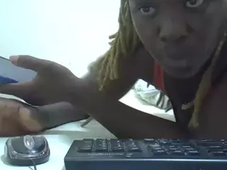 Shanlove's Live Sex Cam Show