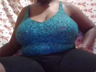 sweet-fantazia webcam model