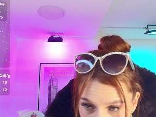 tamaragrays Live Webcam on CamSoda