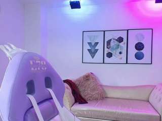 Live cam show with TamaraGrays