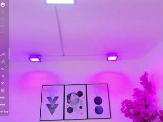 TamaraGrays live webcam show