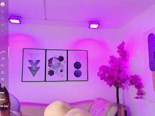 TamaraGrays live webcam show