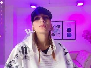 TamaraGrays live webcam show