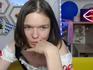 DaylinaLops's Live Sex Cam Show