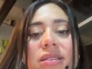 imrebecca's CamSoda show and profile