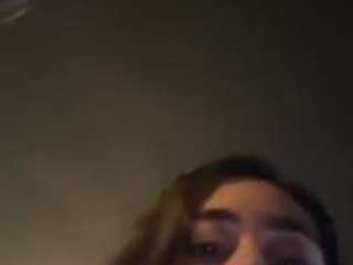 Live webcam model imrebecca on Soda Cams