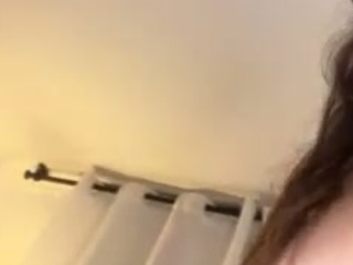 Live webcam model imrebecca on Soda Cams