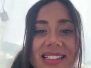 Live webcam model imrebecca on Soda Cams