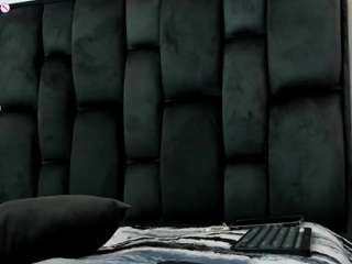 martinamadisson's CamSoda show and profile