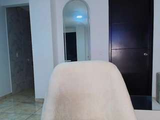 Live webcam model meghanparker1 on Soda Cams