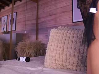 ammyscott's CamSoda show and profile