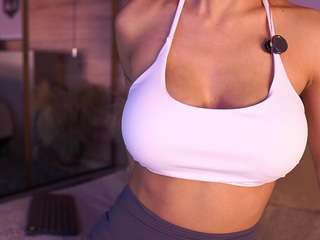 ammyscott's CamSoda show and profile