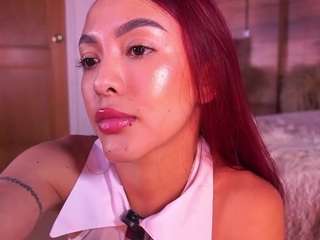 ammyscott's CamSoda show and profile