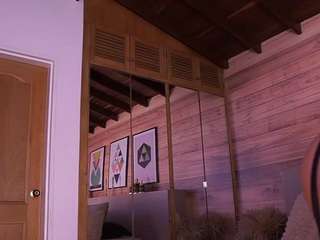 ammyscott's CamSoda show and profile