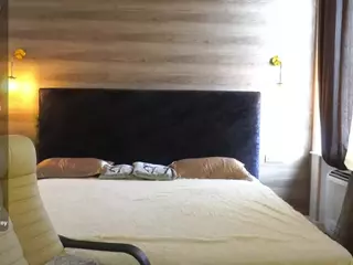 BlackXCrystal's Live Sex Cam Show