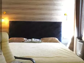 BlackXCrystal's Live Sex Cam Show