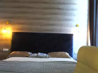 BlackXCrystal's Live Sex Cam Show