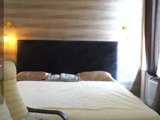 BlackXCrystal's Live Sex Cam Show