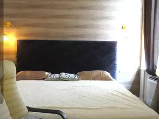 BlackXCrystal's Live Sex Cam Show