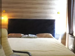 BlackXCrystal's Live Sex Cam Show