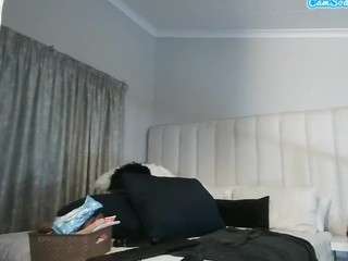 bustygoddess32 Live Webcam on CamSoda