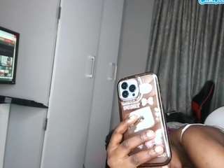 Bustygoddess32